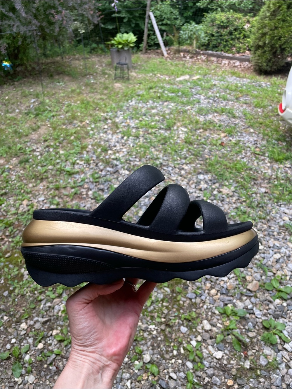 Crocs Mega Crush Black / Gold Platform Sandals Size 9 Woman’s - Picture 11 of 15